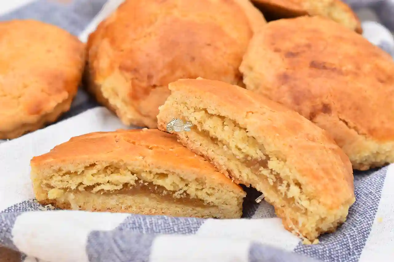 Imagen de los Pastelitos de Pasta Flora con Cabello de Ángel